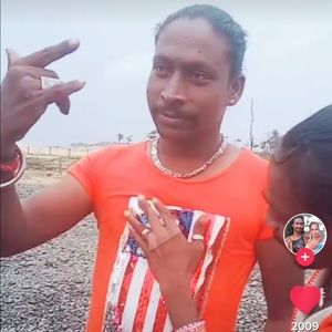 Meet your Posher, Asa